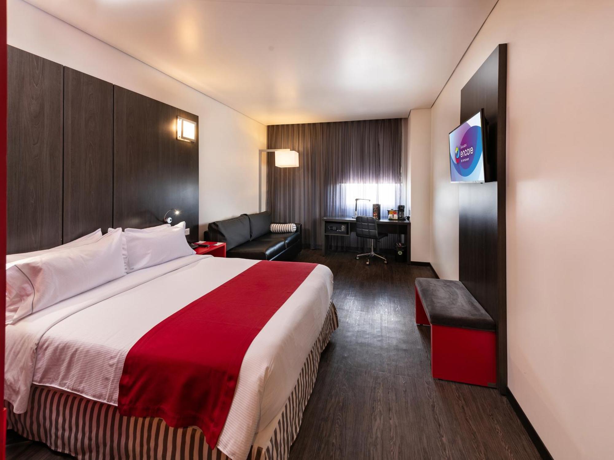 Ramada Encore By Wyndham Puebla Exterior foto