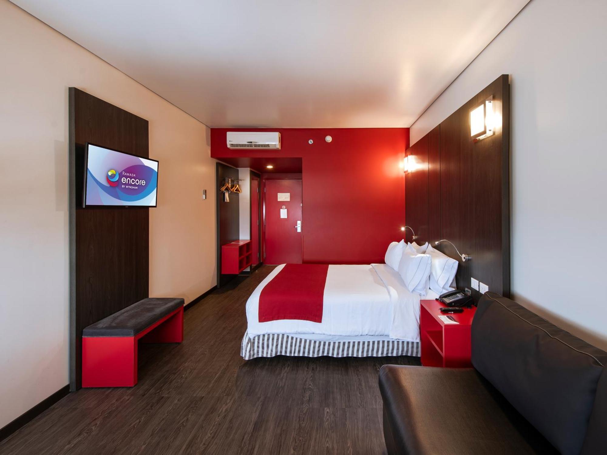 Ramada Encore By Wyndham Puebla Exterior foto